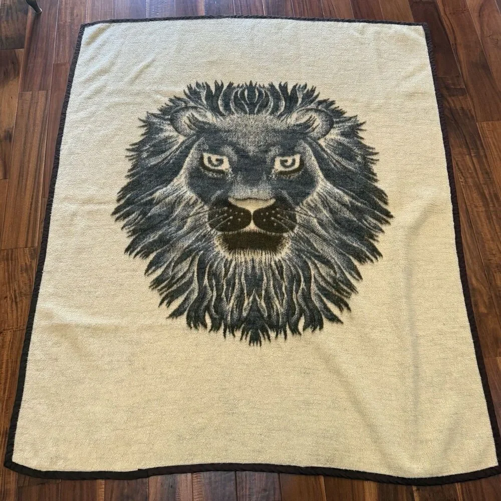 Vintage Biederlack Acrylic Blanket Lion Head Design 55” X 68” Throw Reversible